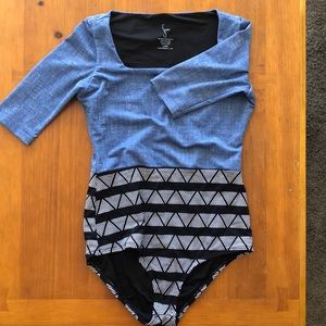 Seea 1/4 sleeve swimsuit!